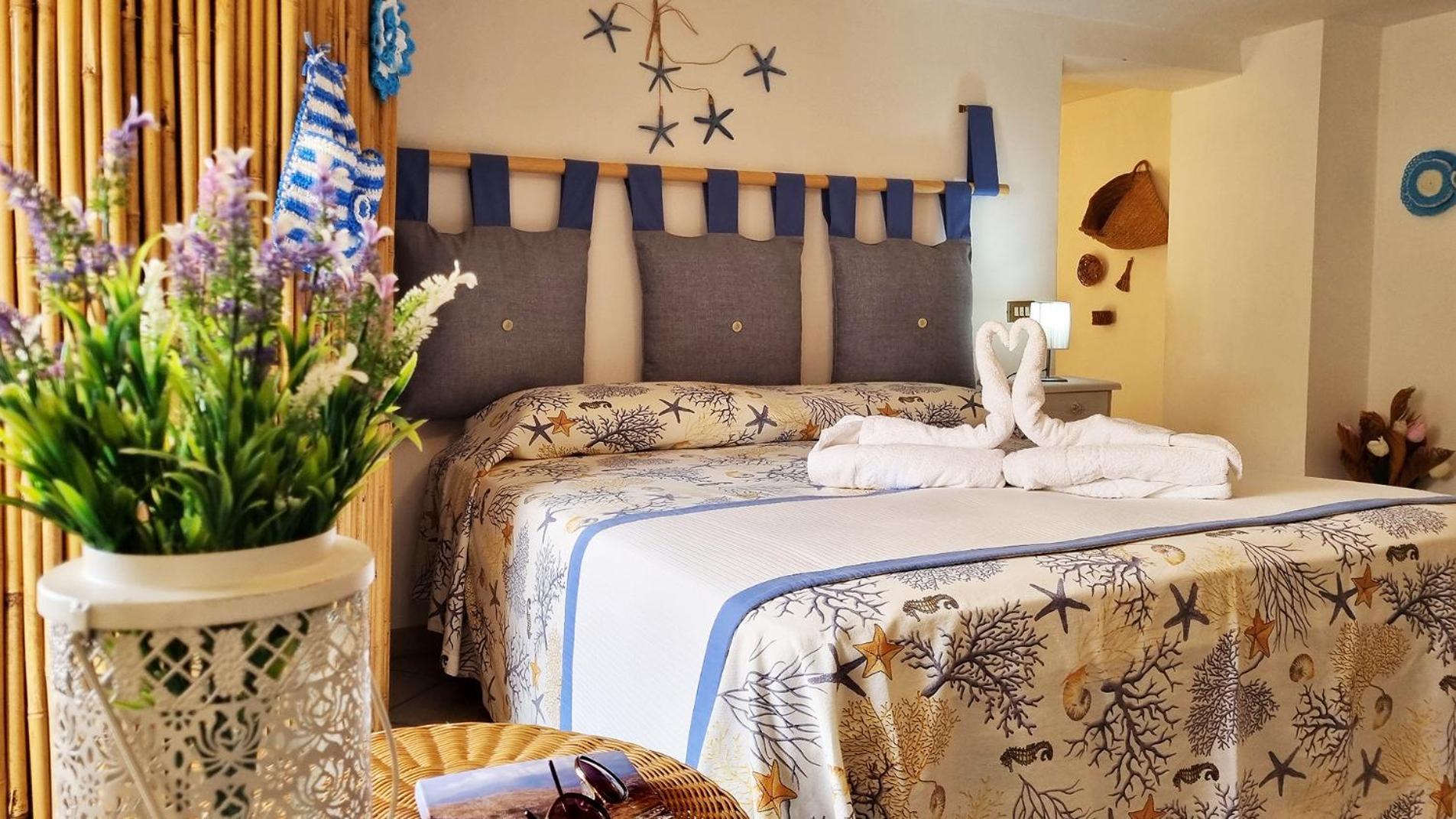 Casa Vacanza Vista Mare Кустоначи Экстерьер фото